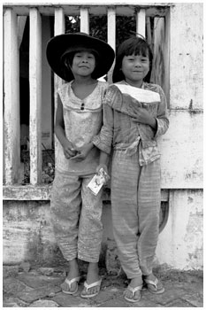 Girls Hoi An, Vietnam